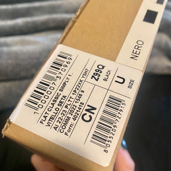 Classic Dimply Pinko Flat Bag Black - Picture 8 of 8